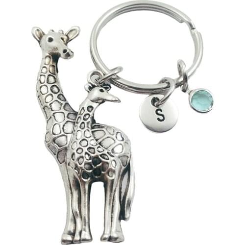 Giraffe Baby Mom Initial Letter Monogram Birthstone Keychains Keyring Creative Fashion Jewelry Women Gifts Accessories Pendant