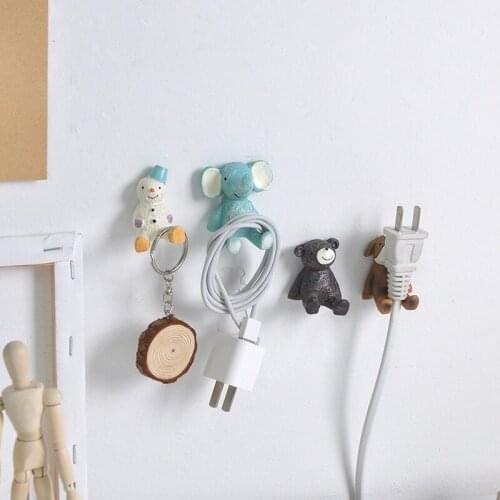 Creative Cartoon Animal Wall Hold Hooks Multi-functional Wall Bracket Cute Sticky Bear Dog Deer Hooks Hold Decorative Key Holder
