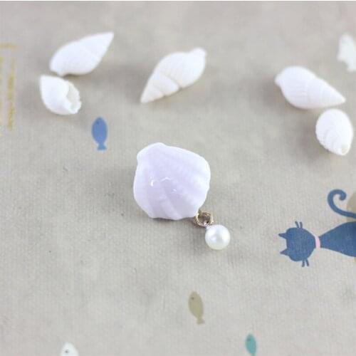 12 Pieces/Lot Ceramic Brooches Female Male For Clothing Accessories Manual Shell Charm Pins Bags Shoes Simulated Pear Badge Gift