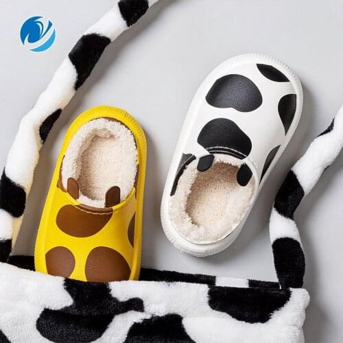 Spraying Children's Slippers