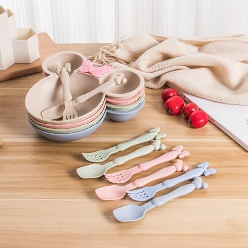 3pcs Wheat Straw Baby Cartoon Tableware Set Childrens Dishes Kids Dinner Platos Baby Feeding Plate Training Bowl Spoon Fork