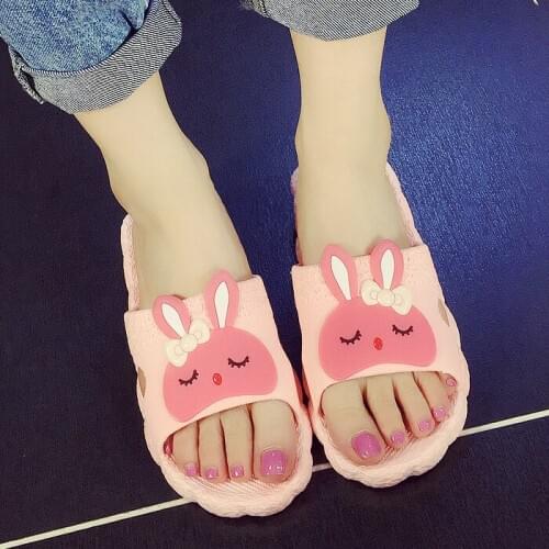 Female summer home indoor slip bathroom slippers home with lovely cartoon plastic bath sandals and slippers couple
