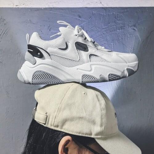 Men Walking Shoes City Leisure Man Shoes Black Sport Footwear 2021 Brand Fashion Men Luxury Sneakers Soft Soled Sports Shoes