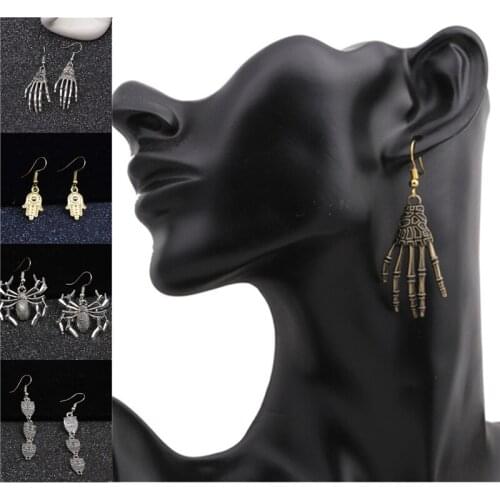 Blaike 2019 New Punk Alloy Skull Knuckle Palm Dangle Earrings Cute Owl Spider Earrings Halloween Party Jewelry Gifts