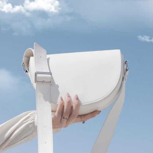 Solid Color Saddle Bag 2021 Fashion New High Quality PU Leather Womens Designer Handbag Casual Flip Shoulder Messenger Bag