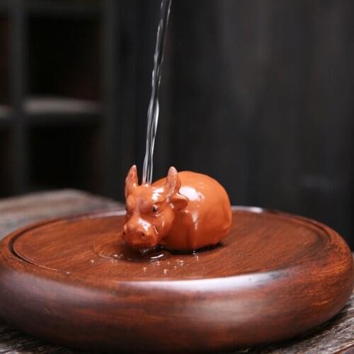 2021 Purple Clay Little Fu Cattle Tea Pet Ornaments Handmade Tea Playing Tea Art Can Be Raised Tea Accessories