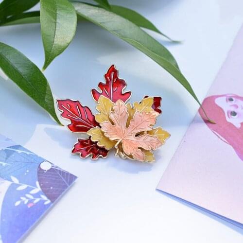 Statement Luxury Colorful Leaves Brooches Women Jewelry Multi-layered Maple Leaf Corsage Pins Fashion Feamel Accessories Gift