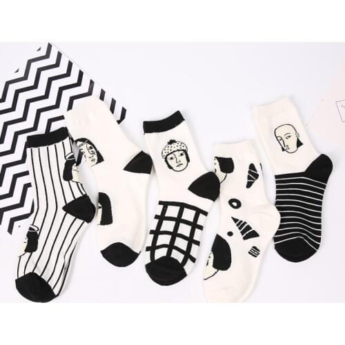 Japan Style Cool Sexy Women Funny Head Patterned Ankle Socks Cotton Stylish Hipster Art Casual Black And White Style Socks Tide