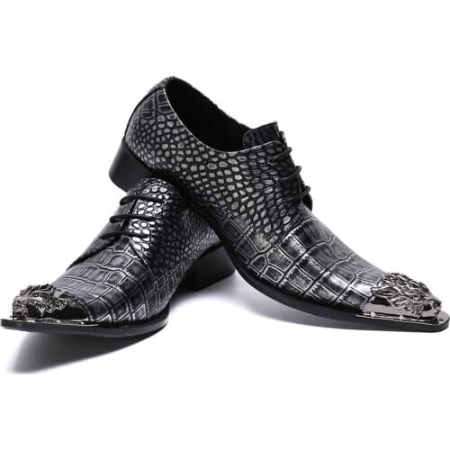 Man Party Cool Shoes Patent Leather Carved Formal Dress Wedding Oxfords Round Toe Mens Luxury Wing Tip Flat