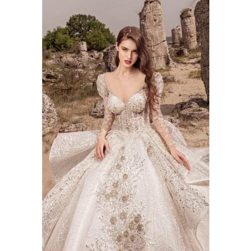 New Wedding Dresses V Neck Lace Applique Beads Sequins Bridal Gowns Custom Made Long Sleeves Sweep Train Ball Gown Wedding Dress