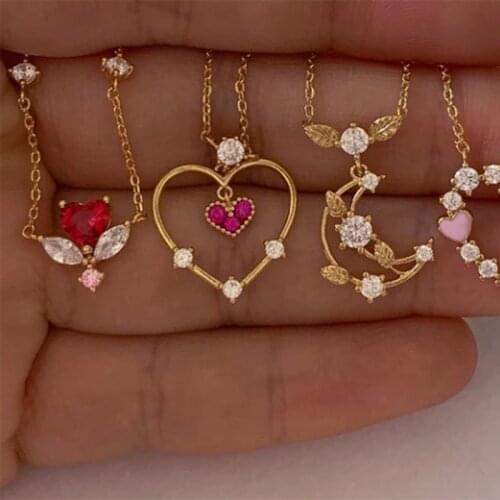 Romantic Heart-Shaped Necklace Aesthetics Crystal Bohemia Pendant Classic Gold Clavicle Chain Elegant Womens Wedding Jewelry