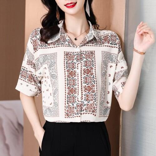 Vintage Printed Fashion Women Blouses Summer Women Short Sleeve Shirts Print Blouse Women Ladies Polo Collar Loose Femme Top