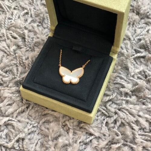 Elegant Sweet Butterfly Charm Pendant Necklace Women In Sterling Silver With Natural Mother Pearl / Tiger Stone Hot Bijoux Gifts