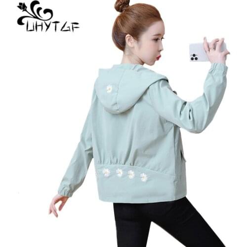 UHYTGF jacket women 2020 fashion embroidered casual spring autumn coat zipper hooded elegant student short plus size jacket 1752