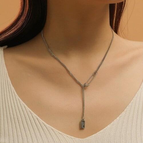 Personality Creative Paper Clip Letter Pendant Item Necklace for Woman Alloy Silver Color Fashion Simple Girl Clavicle Chain
