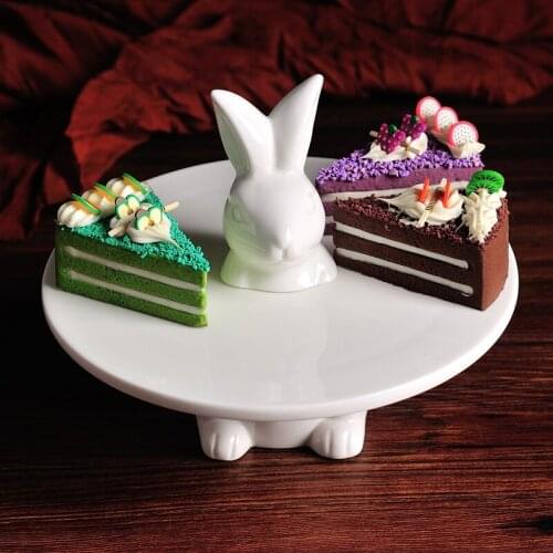 Creative White Ceramic Cute Rabbit Cake Tray Fashion Fruit Plate Party Wedding Dessert Rack Kitchen Tools Home Decoration Modern