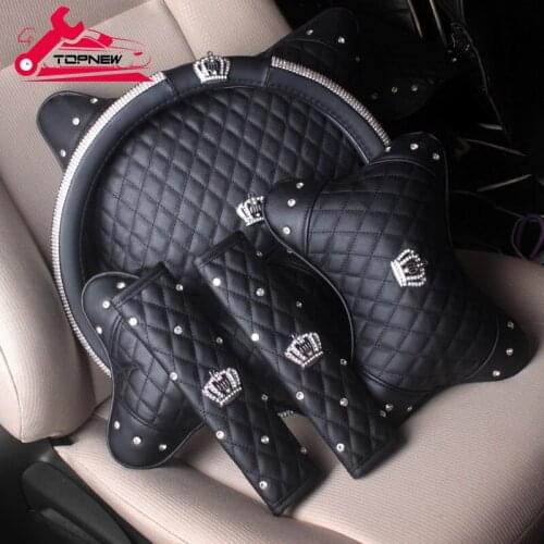 Car Steering Wheel Cover Universal PU Leather Cystal Diamond Steering Wheel Cover Four Seasons Steering with Crystal Crown