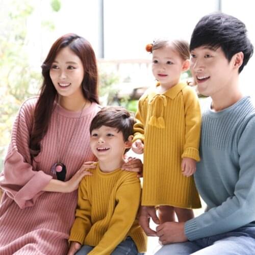 Newest Autumn Winter Family Matching Outfits Mom Daughter Warm Long Sweater Dress Dad Son Tops Clothing Girls Pullovers Clothes