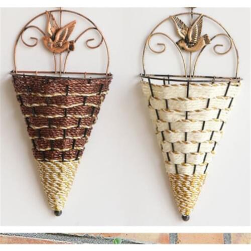 New Creative Design Home Art Flower Pots Wall Hanging Green Plant Wall Conical Shape Hanging Planter Pot Flower Holder Ornament