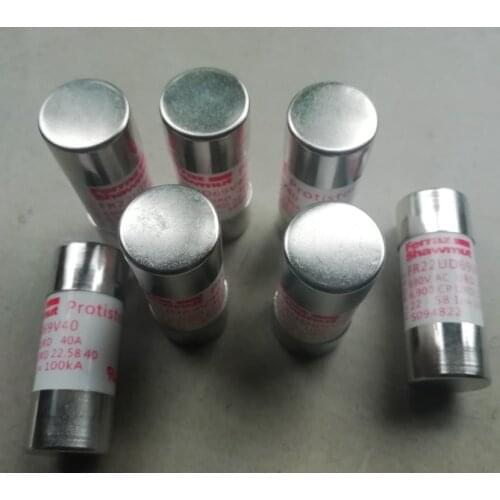Fuses: FR22UD69V100 6,900 CP URD 22.58 100 Y094827 aR / FR22GG69V125 J219773 / FR22AM69V80 H216667 / FR22AM50V125 gG