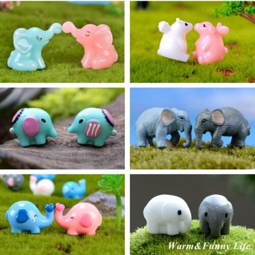 1 Piece Love Heart Elephant Puppy Moss Pet Animal Australia France Model Small Statue Figurine Crafts DIY Ornament Miniatures