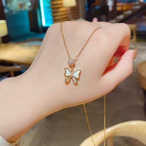 Super Xian sen French titanium steel butterfly necklace personality temperament high sense net red tide clavicle chain female