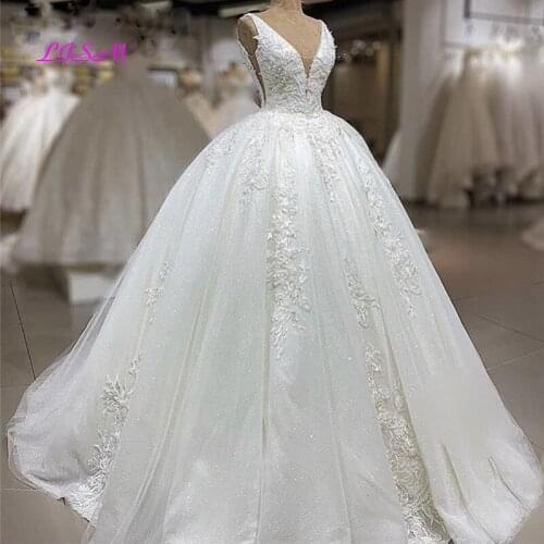 Luxury V-Neck Sleeveless Court Train Tulle Wedding Dresses Long Lace Applique Bridal Gowns A-Line White Wedding Dress 2020