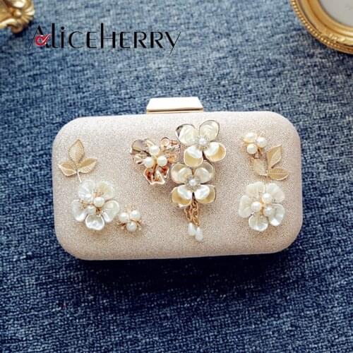 Evening Pearl Clutch Bag 2017 Women Bag Purses China Handbags Wedding Wallets Champagne Bolsa Flower Clutches with Pearl Chain