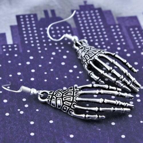 1pcs Halloween Jewelry Collares Vintage Punk Gothic Skull Bone Hand Claw Long Pendant Necklace Earring Women Chains Accessories