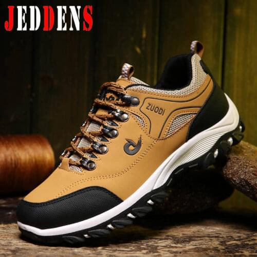 Fashion Mens Winter Shoes Warm Men Outdoor Boots Light Soft Large Size Outdoor Shoes Platform Luxury Man Waterproof Boots V1