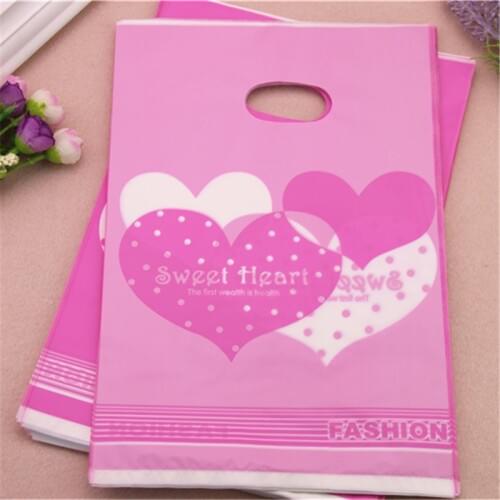2017 Wholesale 100pcs/lot 20*30cm Fashion Love Sweet Love Plastic Shopping Bags With Handles Favor Wedding Candy Packing Bags
