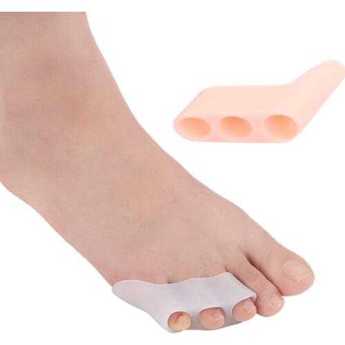 1 Pair Silicone Gel Foot Fingers Two Hole Toe Separator Thumb Valgus Protector Bunion Adjuster