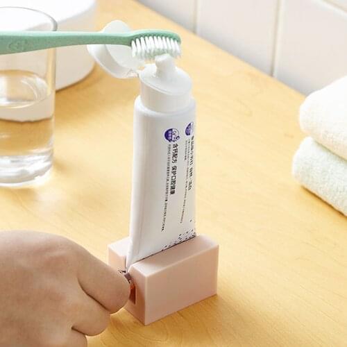 1Pcs Home Plastic Toothpaste Squeezer Tube Easy Dispenser Rolling Holder Bathroom Supply Tooth Cleaning Accessories Dropship
