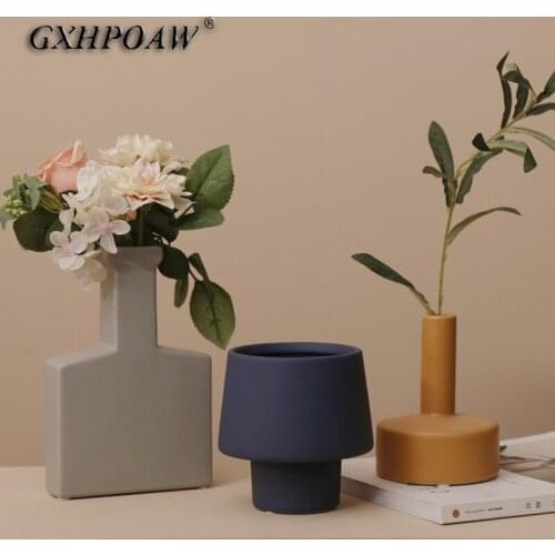 Jingdezhe Modern Minimalist Handmade Art Geometric Modeling Vase Morandi Ceramic Ornaments Living Room Model Home Decoration