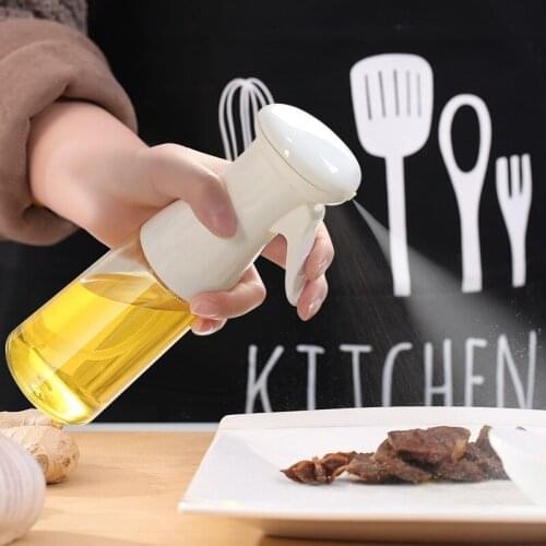 Japanese Edible Atomized Fuel Injection Bottle Kitchen Supplies Olive Oil Injector Creative Barbecue Fuel Injection Pot Tools