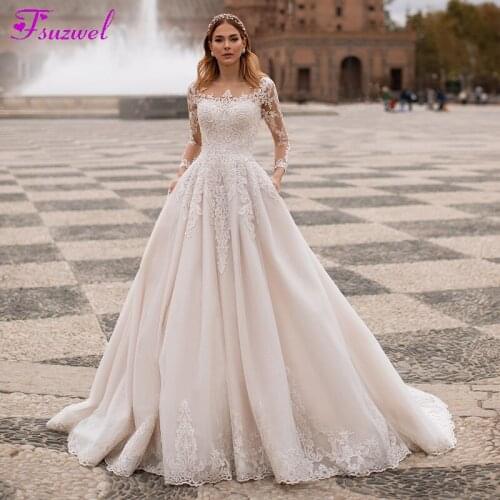 Fsuzwel Scoop Neck Appliques Full Sleeve A-Line Wedding Dress 2020 Luxury Beaded Lace Court Train Princess Bride Gown Plus Size