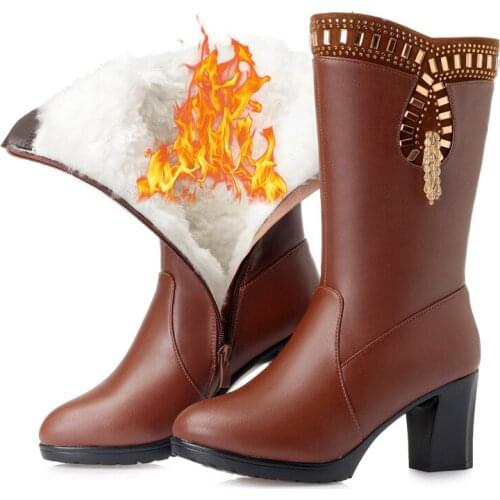 2020 New Winter Rhinestone Real Leather Boots Thick with High-heels Warm Plush / Wool Snow Boots Plus Size Fashion In-tube Boots