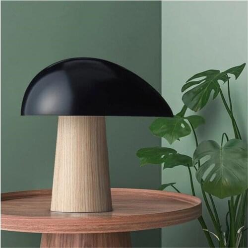 Creative modern minimalist bedroom study office bedside table light living room Nordic post-modern minimalist table lamp