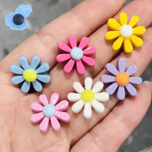 Single Sale 1Pcs Resin Sunflowers Garden Shoe Accessories 3D Shoes Decoration Fit Holes Wristbands Buckle Decorative