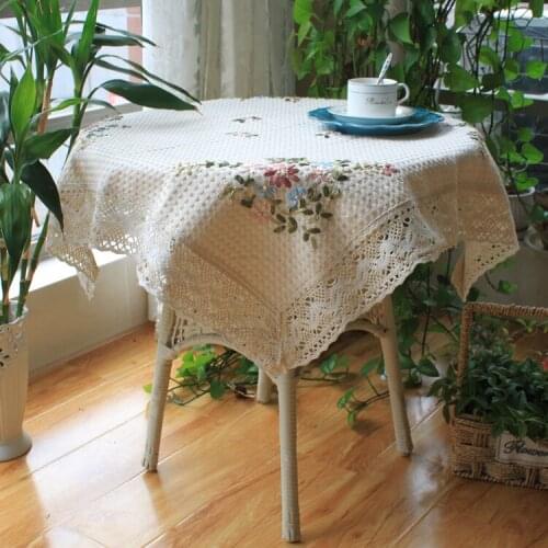 82*82cm Elegant Embroidery Table Runner Pastoral Fabric Tea tablecloth, Luxury Table mat table Cover for decoration