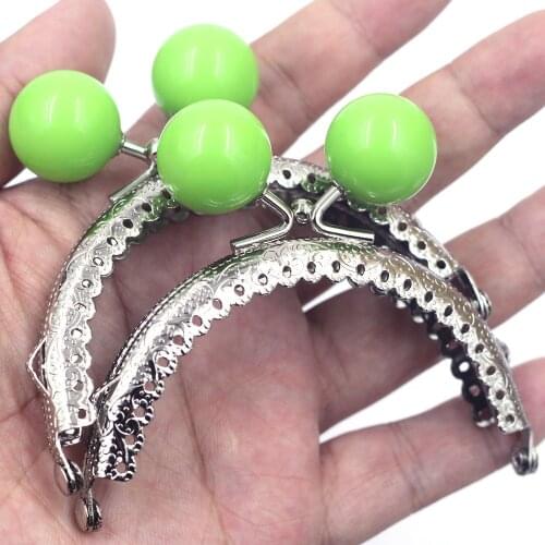 30PCS 8.5cm Ruffled Arch Purse Frames Kiss Clasps Clutch Buckle Handbag Handle Green Ball Luggage Crafts Hardware Accessories