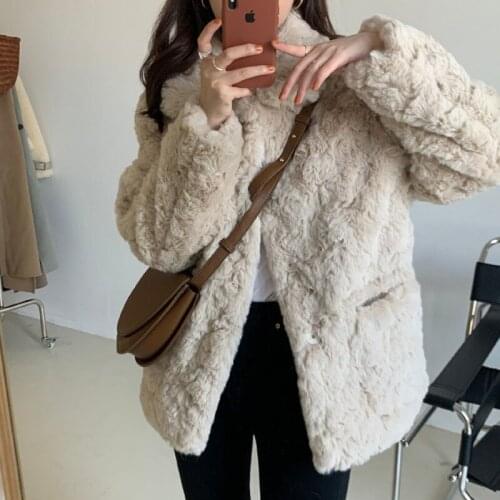 2019 Design Sense Short Woolen Coat Womens Korean Version New Plush Autumn and Winter Trendy Womens Wear Jackets