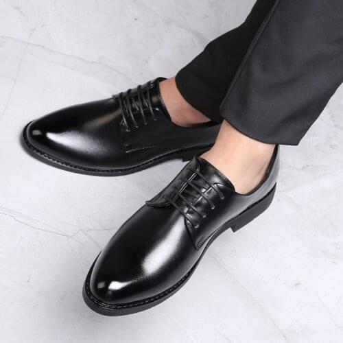 2021 New Fashion Business Dress Men Shoes Classic Leather MenS Suits Shoes Fashion Lace-up Dress Shoes Men Oxfords