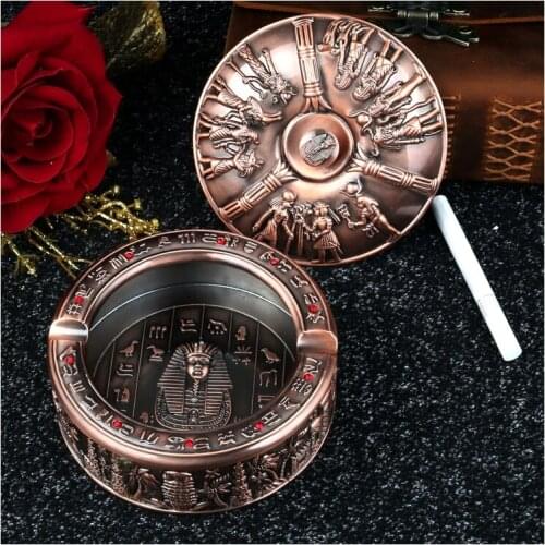 1pcs Upscale European retro living room decoration ashtray personality creative large with cover alloy ashtray