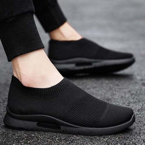 Lightweight Slip on Running Shoes Men Sport Sneakers Socks Mens Shoes Sports Male Black Athletic Snickers Basket Sapatos D-464