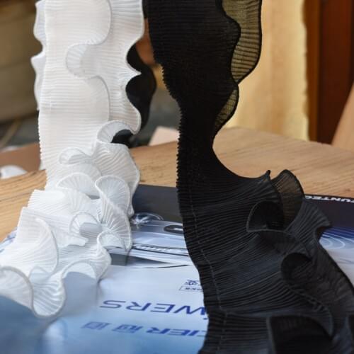 10yard high quality elastic chiffon White Black Lace Fabric Ruffle Trim For Girls Dress/Cuff /Wedding DIY material