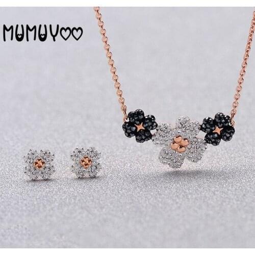 Fashion Jewels 2020 New charm Rose Gold Black and White Four-Leaf Flower Necklace For Women