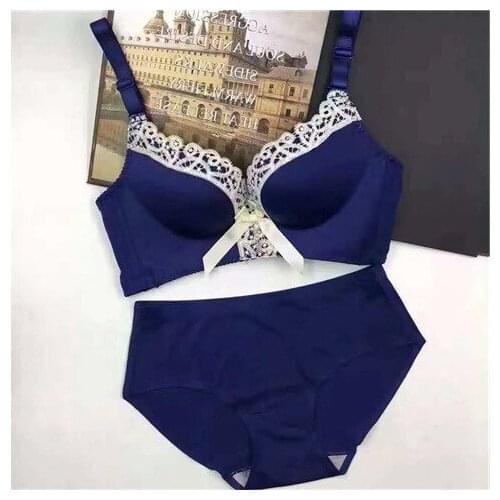 Comfortable Gathering Sexy Underwear Suit push up bra Ring-free lace edge massage palm cup bra+set lingerie femme 75C 80C 85C