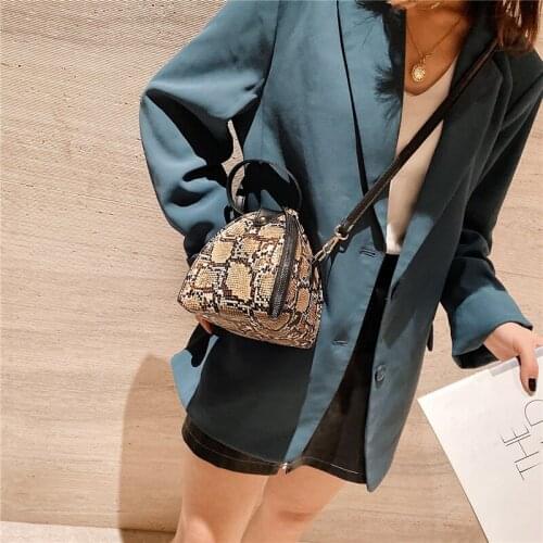 New Ladies Trendy Portable Geometric Triangle Bag Fashion Leopard Print Leather One-shoulder Messenger Bag