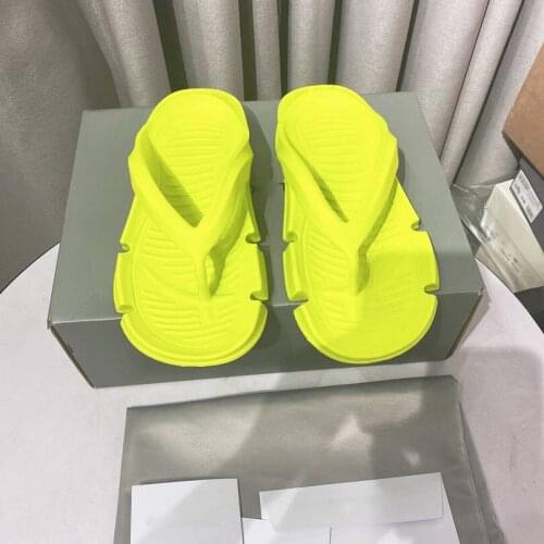 Summer Women Flats Slippers Solid Yellow Rubber Ladies Beach Flip Fop Luxury Designer High Quality Chaussure Femme